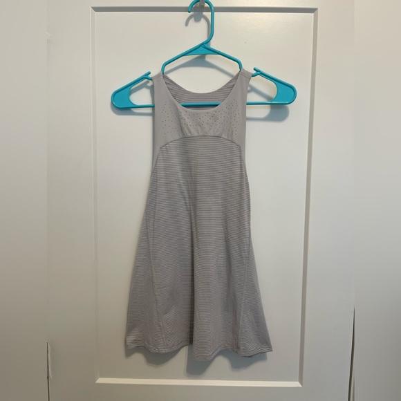 Lululemon gray swing open back tank top - Picture 3 of 8